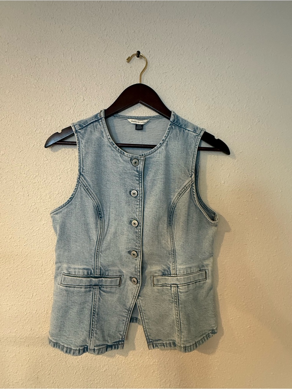 American Eagle Light Wash Denim Tailored Vest Size S NWT